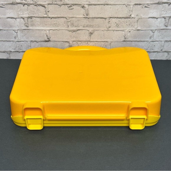 LEGO Storage Case Yellow Hard Plastic Latching Storage Empty Box Divider - Picture 14 of 16